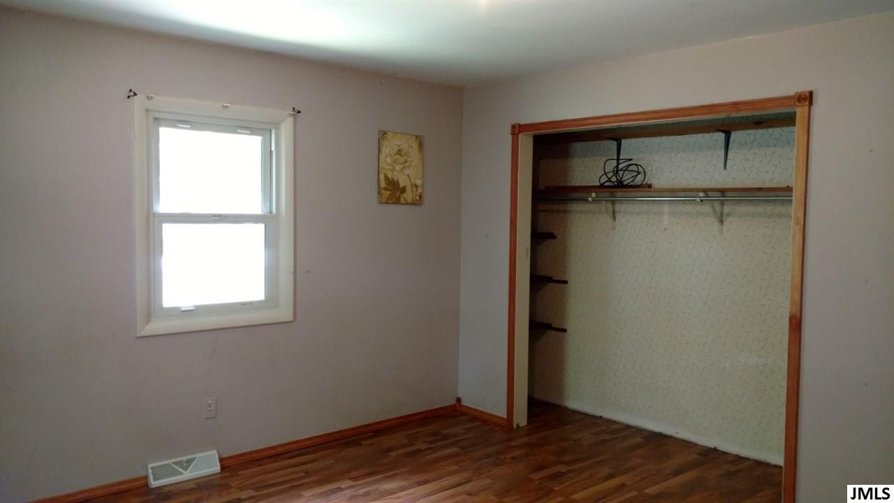 5048 Rimers Drive Jackson, MI 49201 - Photo 8 of 32 Photo 9