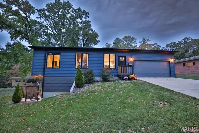 $340,000 | 3 Rock Hill Court, Edwardsville, IL 62025