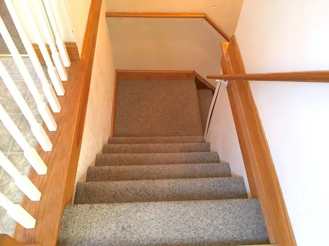 $1,200 | 59 Safford Street, Unit T, Quincy, MA 02170