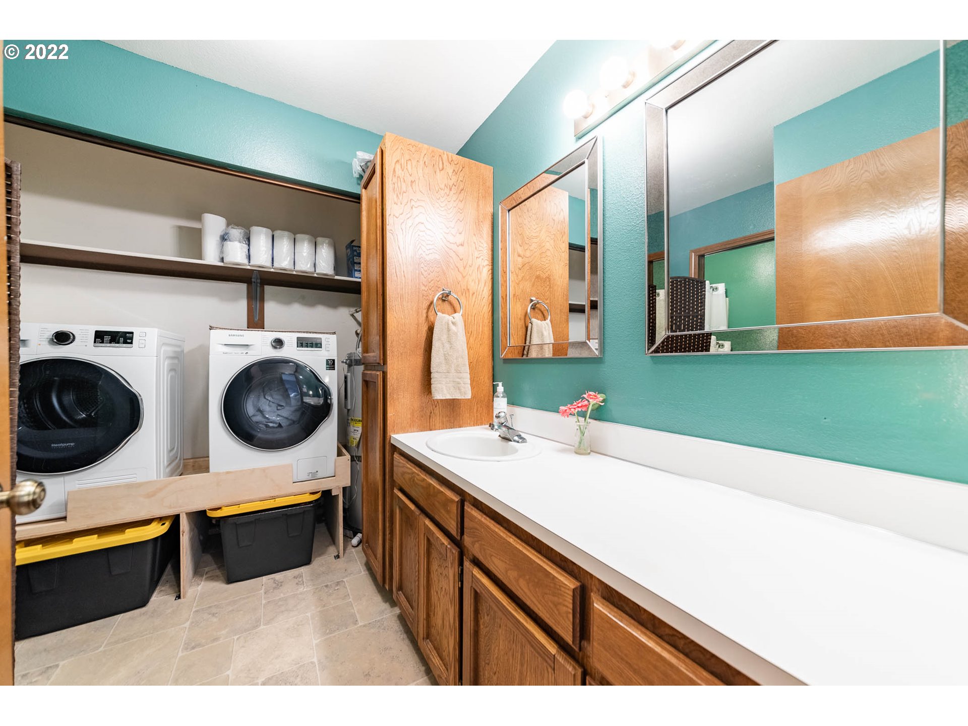14575 Southwest Walker Road, Unit C 17 Beaverton, OR 97006 - Photo 17 of 29 Gallery Image 17