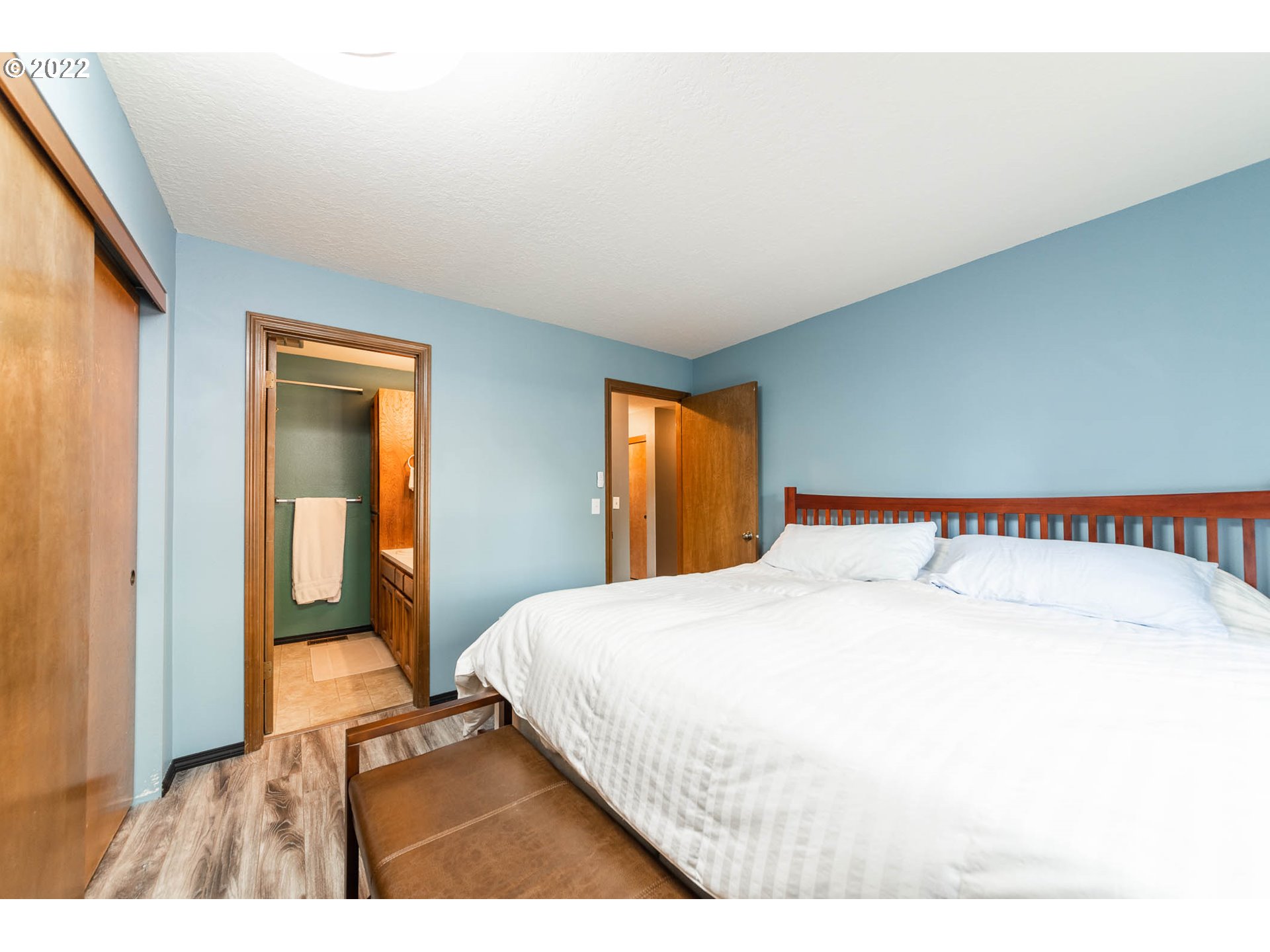 14575 Southwest Walker Road, Unit C 17 Beaverton, OR 97006 - Photo 20 of 29 Gallery Image 20