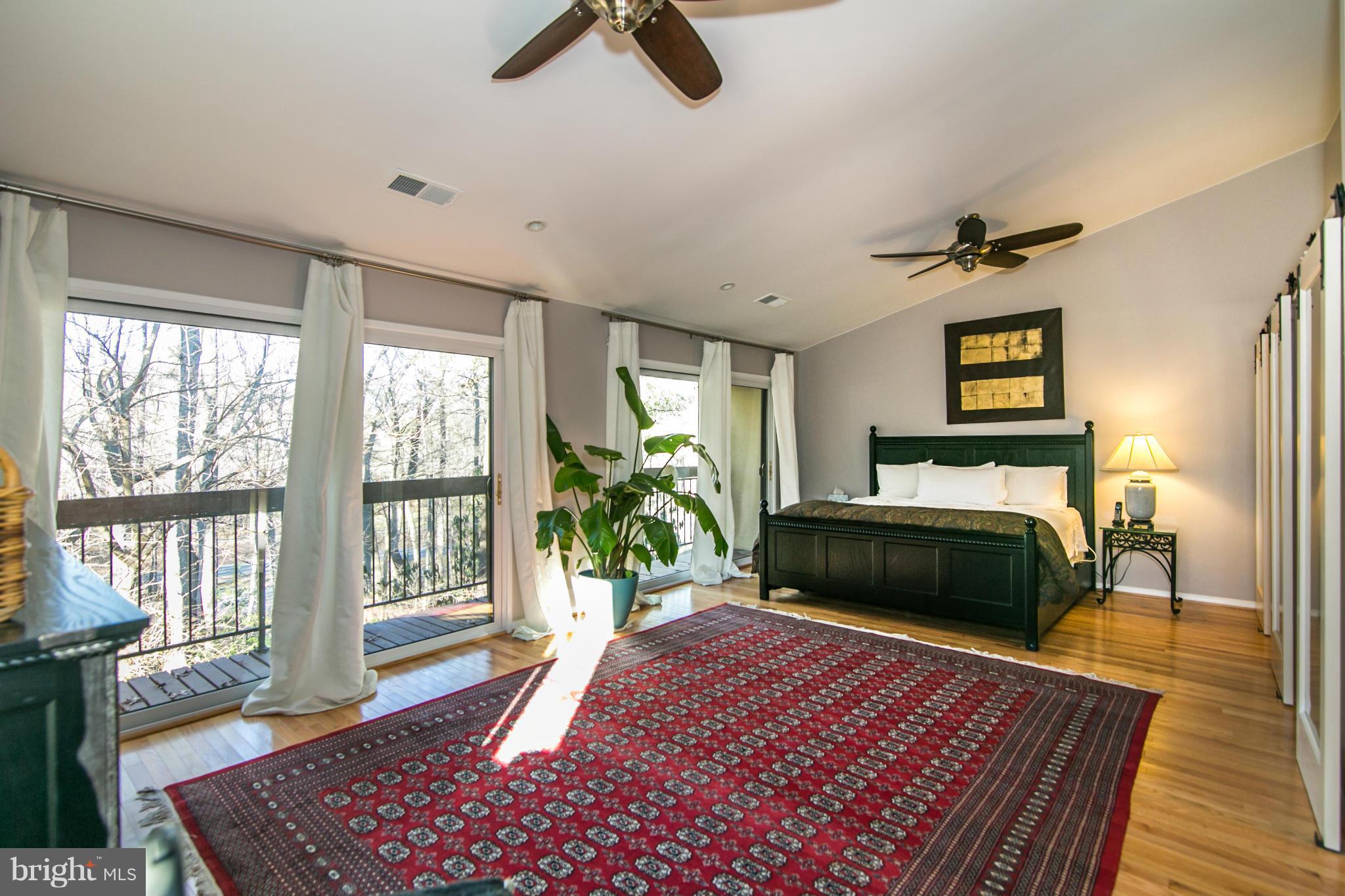 11658 Mediterranean Court Reston, VA 20190 - Photo 25 of 30 Bedroom (Master)