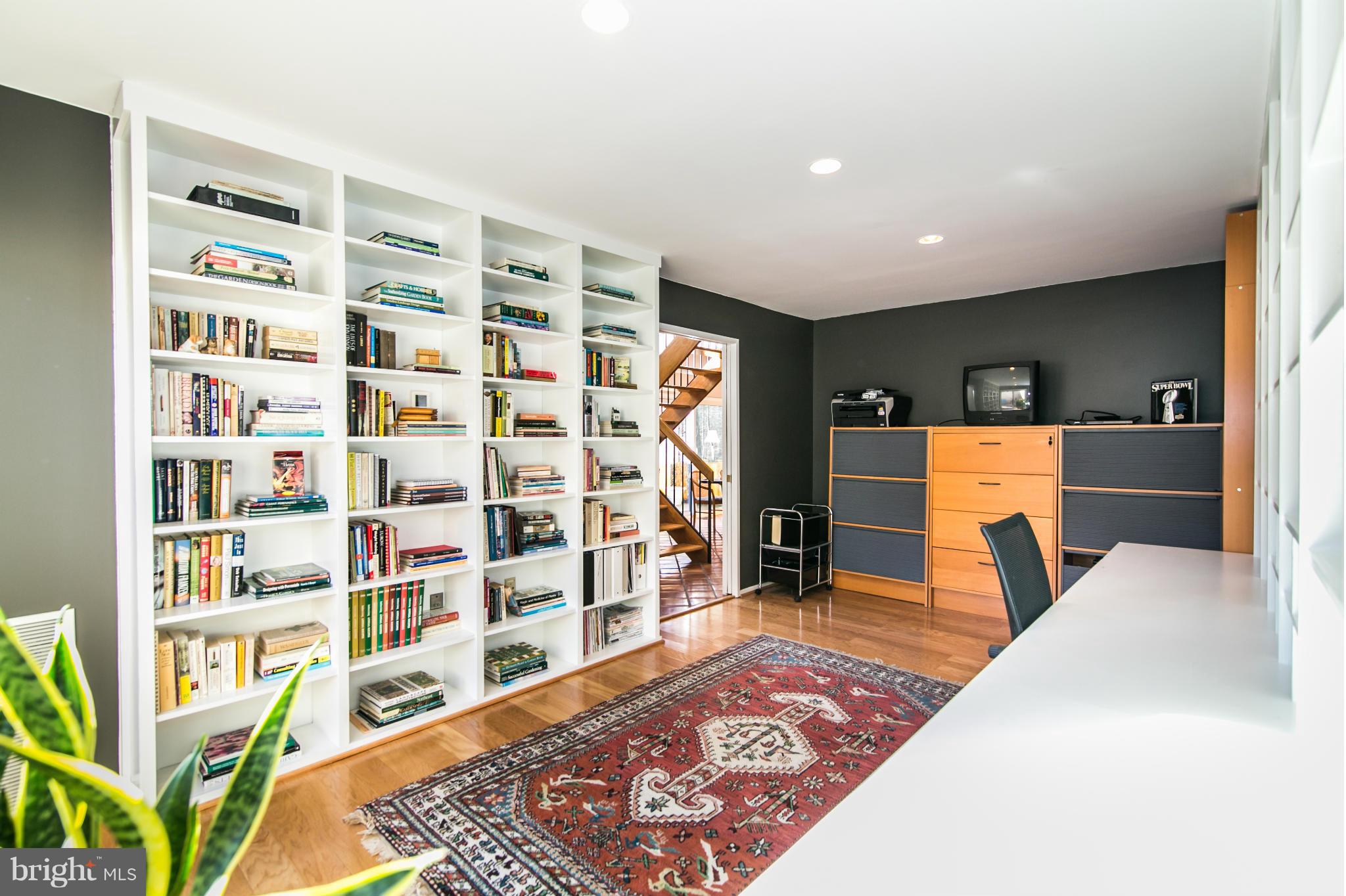 11658 Mediterranean Court Reston, VA 20190 - Photo 7 of 30 Study