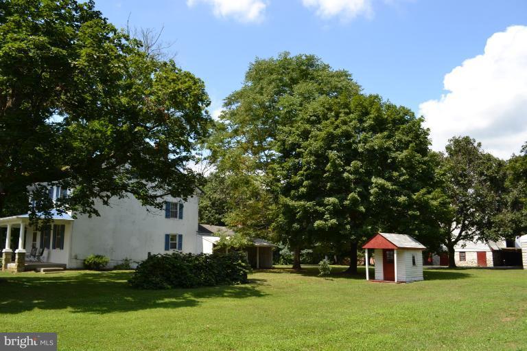 1009 Calvert Road Rising Sun, MD 21911 - Photo 23 of 30 Side View of House