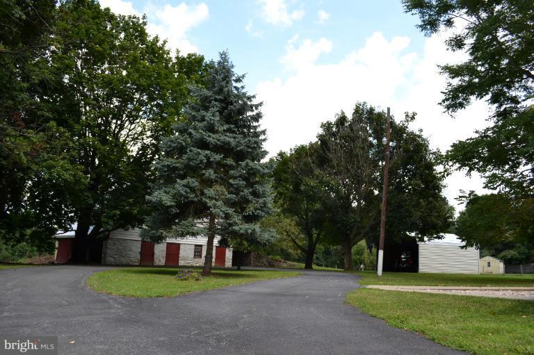 1009 Calvert Road Rising Sun, MD 21911 - Photo 4 of 30 Circular Driveway allow easy access to everything