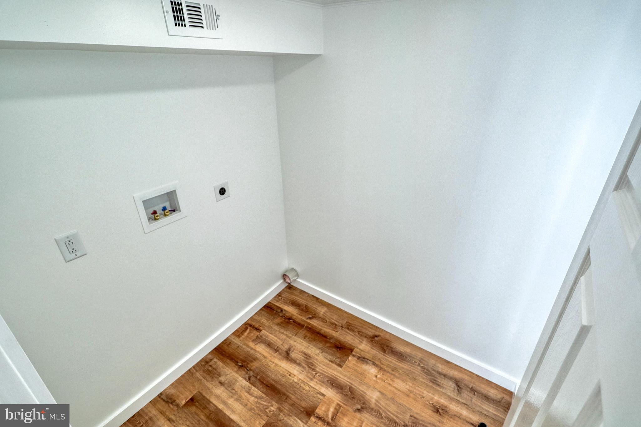 240 Green Valley Road York, PA 17403 - Photo 19 of 28 Gallery Image 19