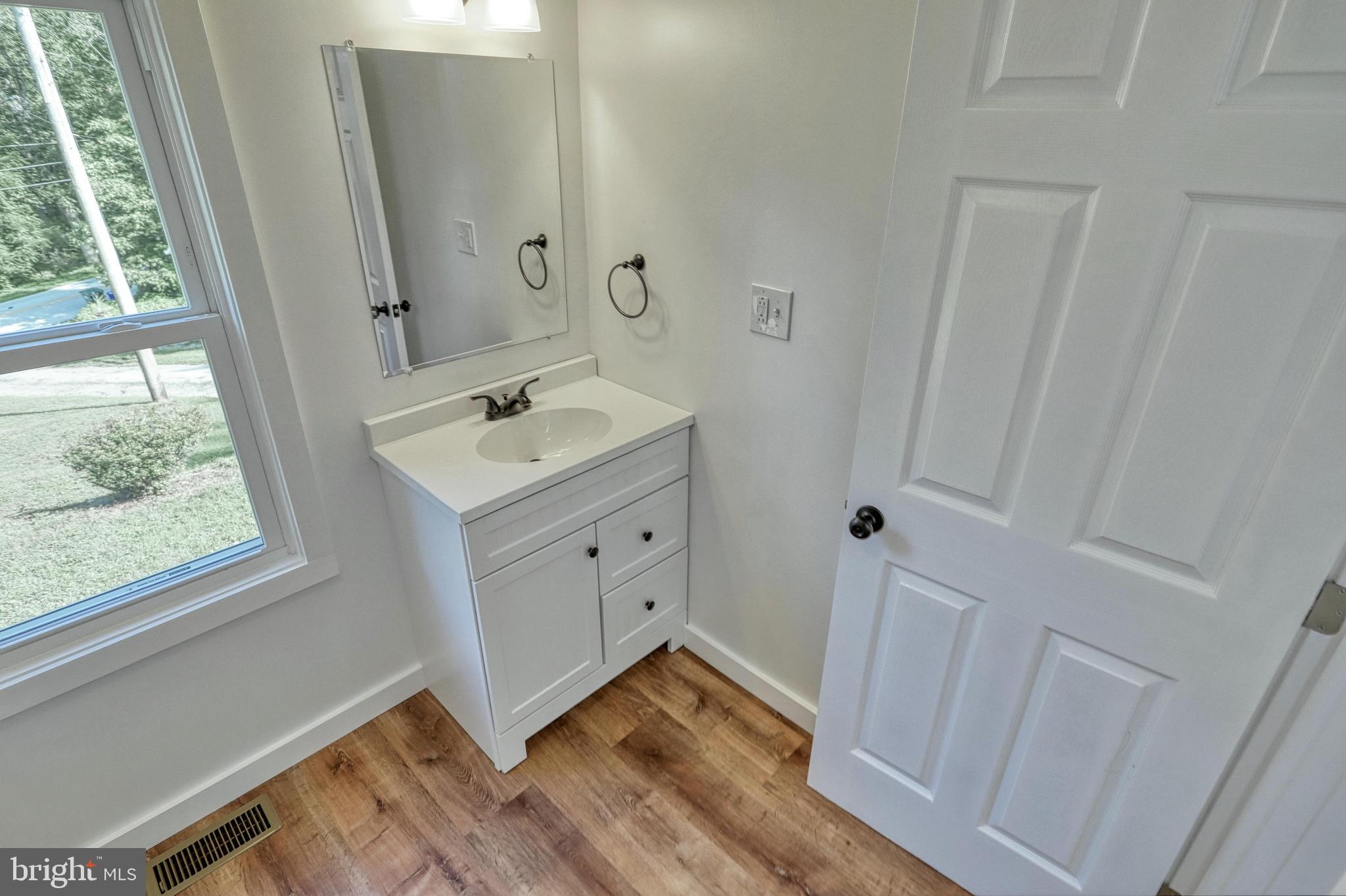 240 Green Valley Road York, PA 17403 - Photo 20 of 28 Gallery Image 20
