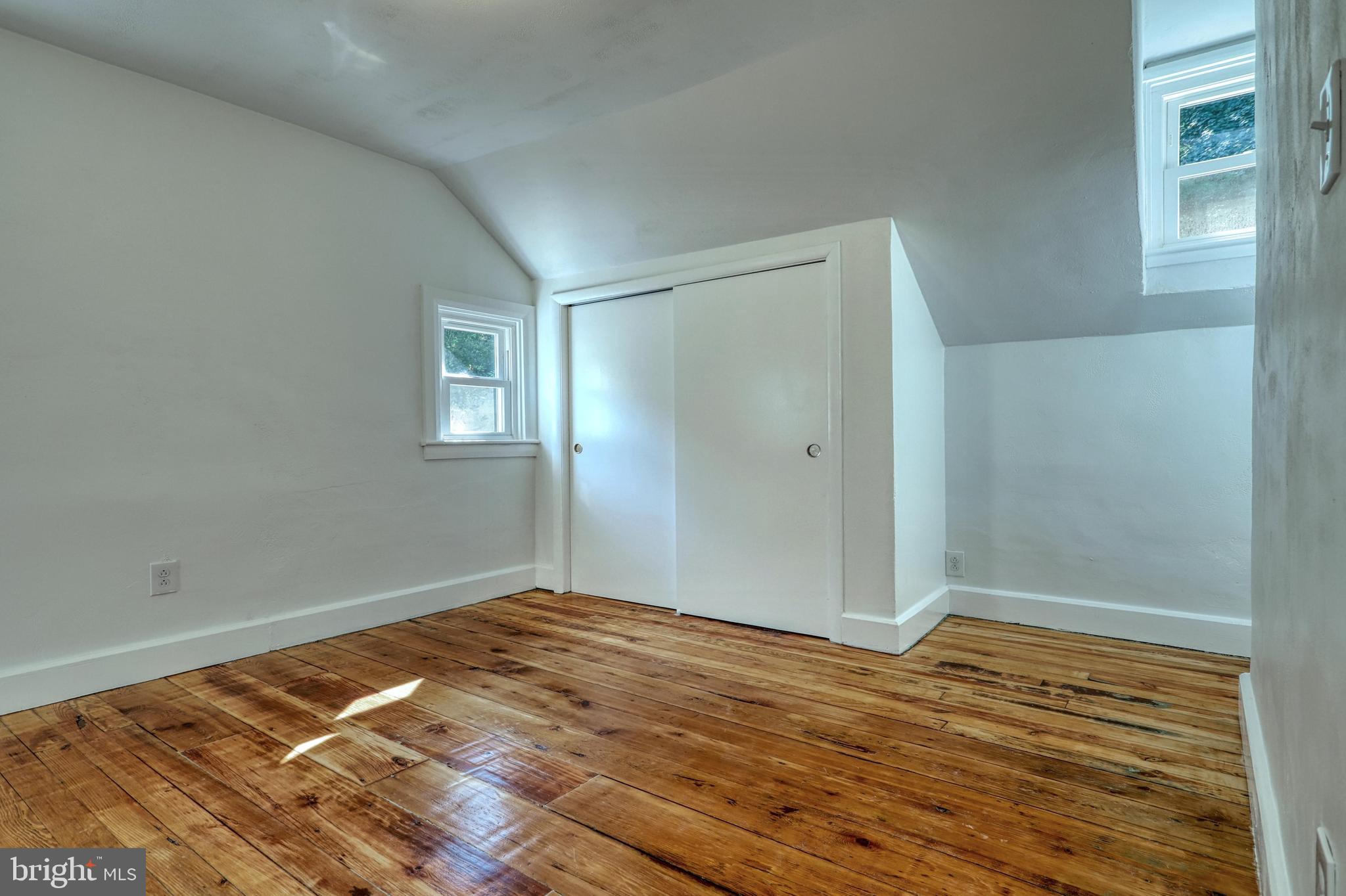 240 Green Valley Road York, PA 17403 - Photo 23 of 28 Gallery Image 23