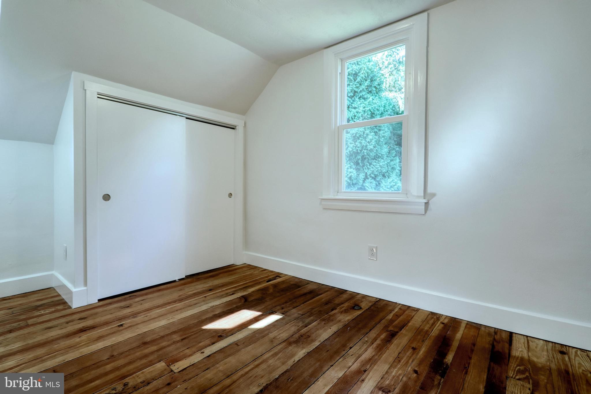 240 Green Valley Road York, PA 17403 - Photo 25 of 28 Gallery Image 25