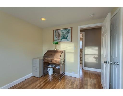 23 Oakland Road Pepperell, MA 01463 - Photo 10 of 19
