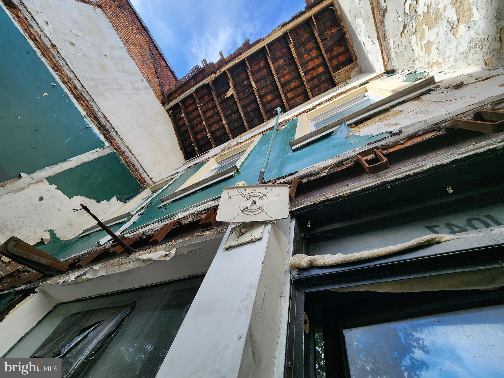 1047 Hillen Street Baltimore, MD 21202 - Photo 4 of 7 a view of an outdoor space