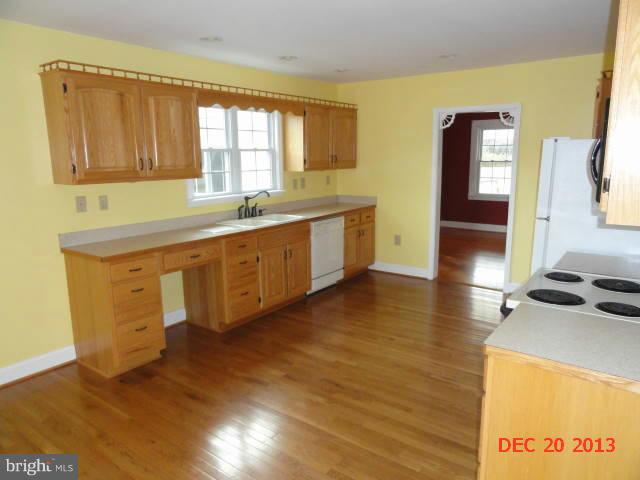 50383 Fresh Pond Neck Road Ridge, MD 20680 - Photo 8 of 21 Kitchen