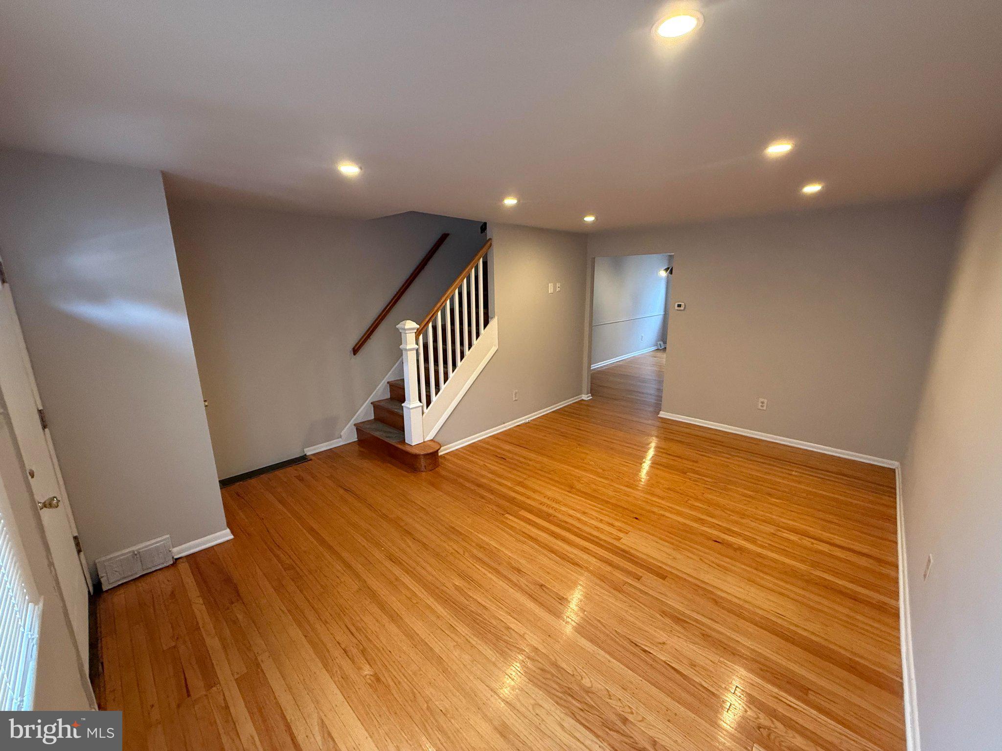 320 Ripka Street Philadelphia, PA 19128 - Photo 4 of 29 Gallery Image 4