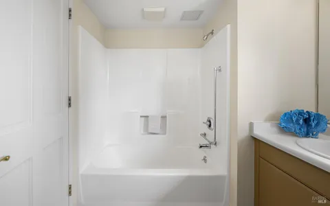 $395,000 | 100 Thorndale Drive, Unit 311, San Rafael, CA 94903