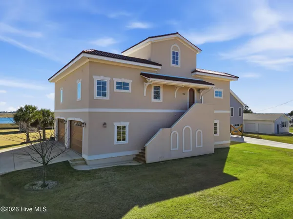 $2,499,000 | 1044 Mallard Bay Drive, Hampstead, NC 28443