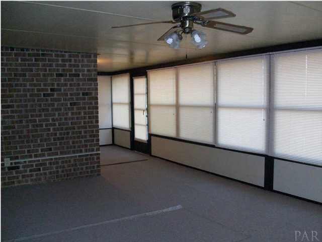 6640 Bellview Pines Road Pensacola, FL 32526 - Photo 17 of 22 Entertaining room is no problem here!!!