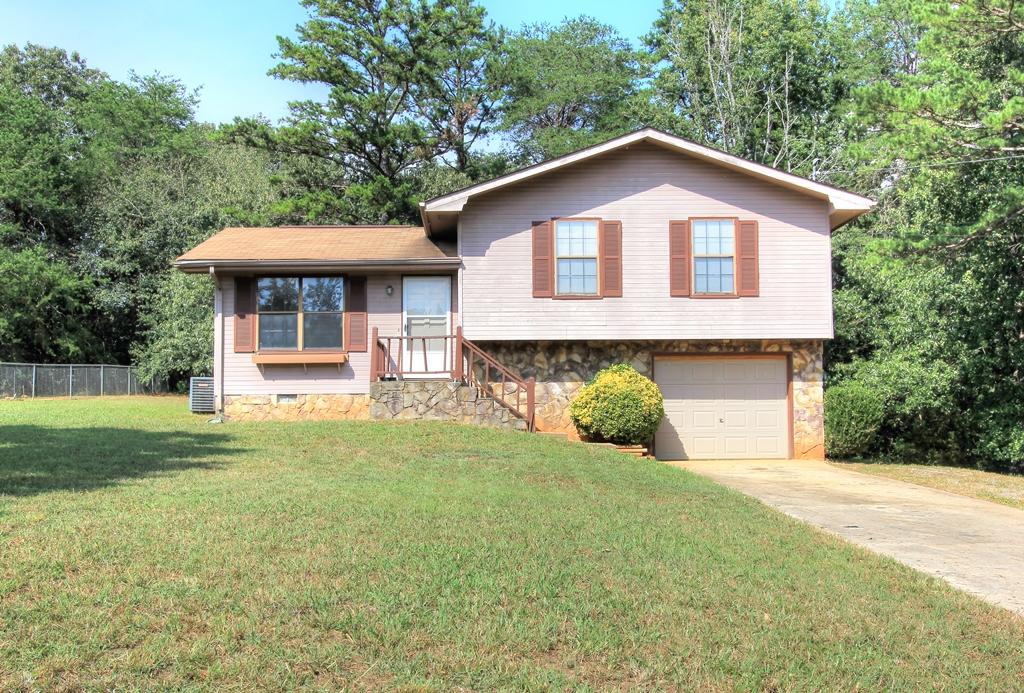 211 Ridgeside Drive Whitwell, TN 37397 - Photo 1 of 22 211 Ridgeside Dr (1)
