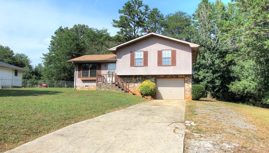 211 Ridgeside Drive Whitwell, TN 37397 - Photo 2 of 22 211 Ridgeside Dr (2)