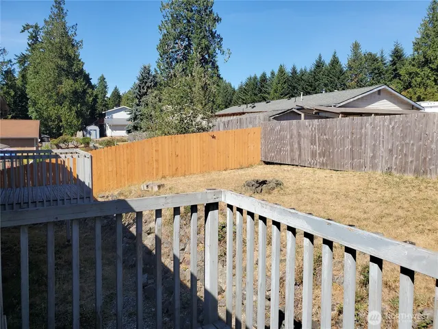 $2,400 | 7307 Blackbird Drive Northeast, Bremerton, WA 98311