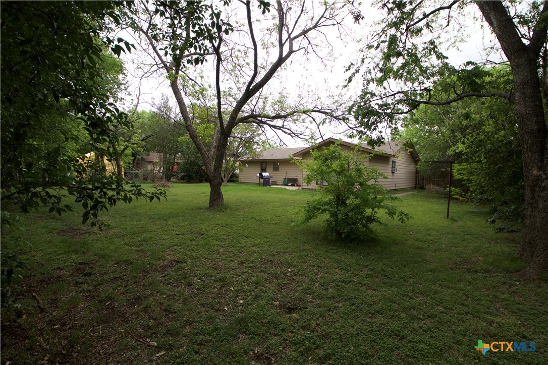1411 West Lane Killeen, TX 76549 - Photo 26 of 36 a view of an outdoor space