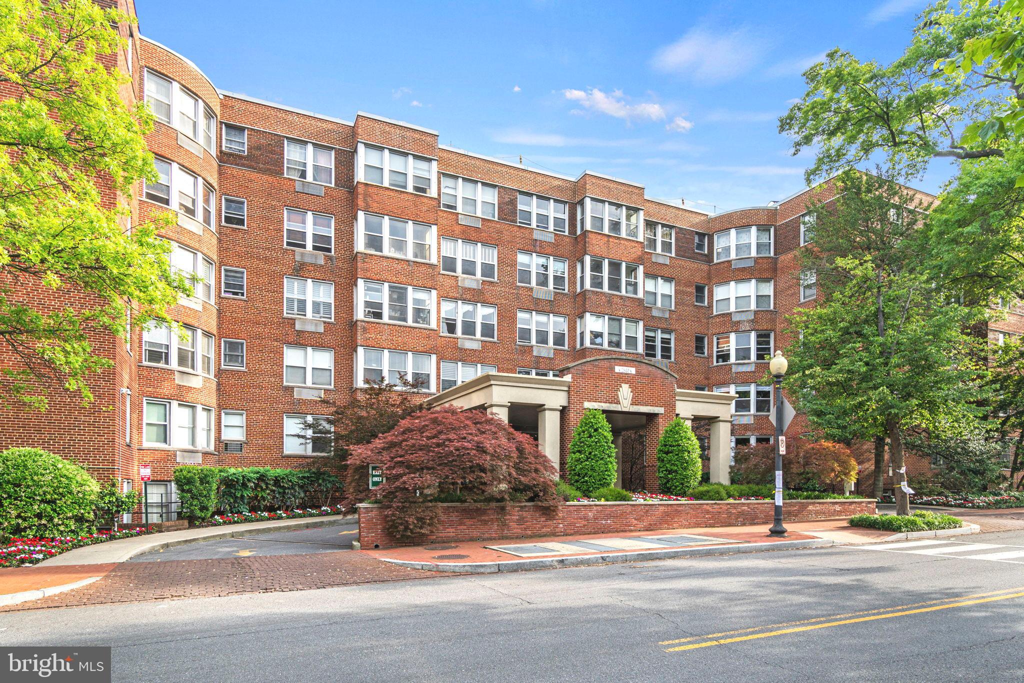 2500 Q Street Northwest, Unit 206 Washington, DC 20007 - Photo 20 of 21 a front view of a building