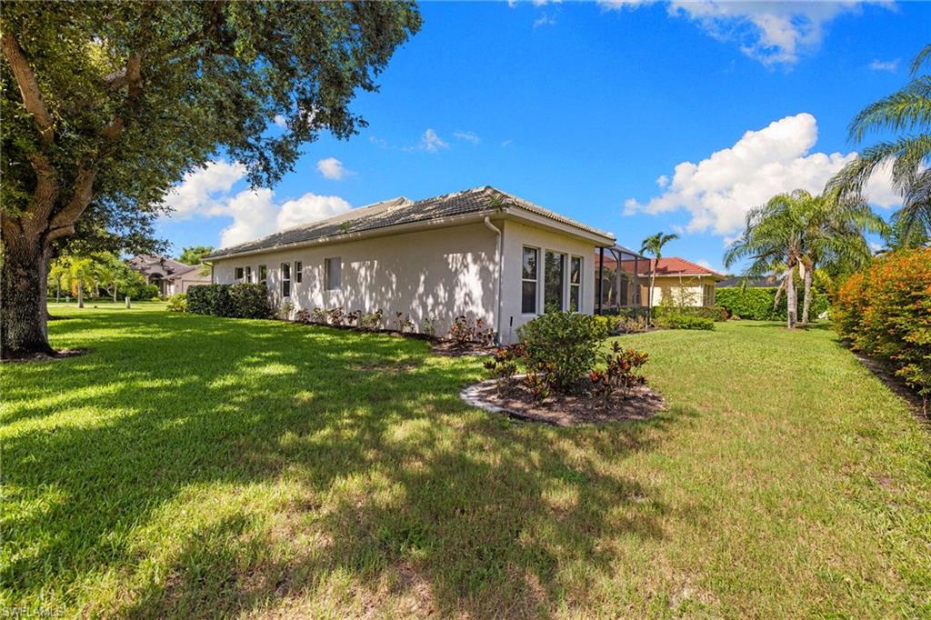 4208 Hampton Lane Naples, FL 34119 - Photo 33 of 48