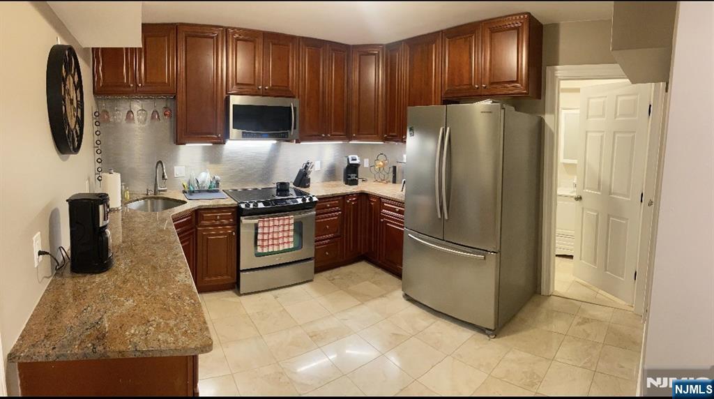 26 Sampson Street, Unit 1 Garfield, NJ 07026 - Photo 2 of 9