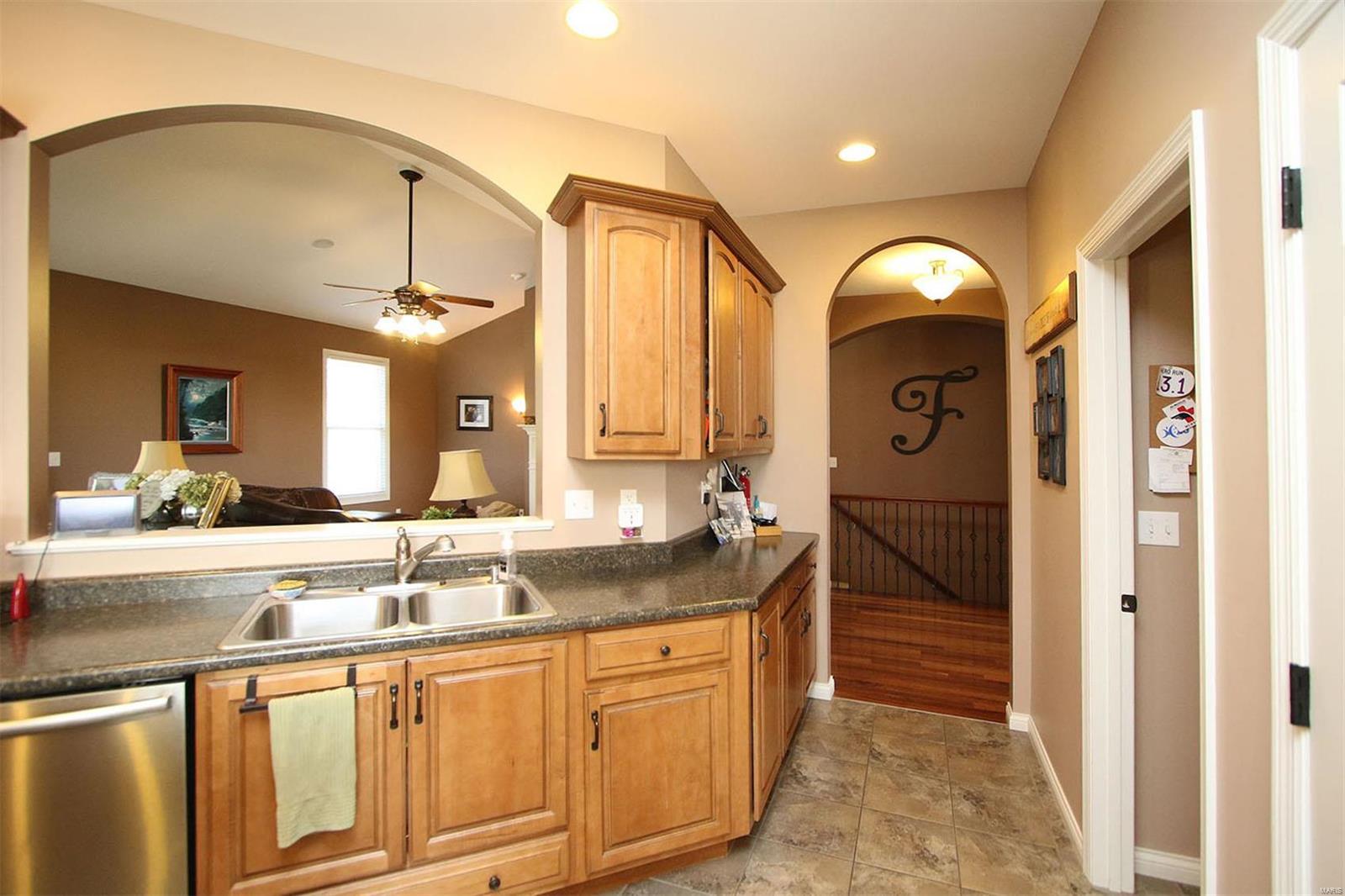 9323 Bode Road Worden, IL 62097 - Photo 14 of 72