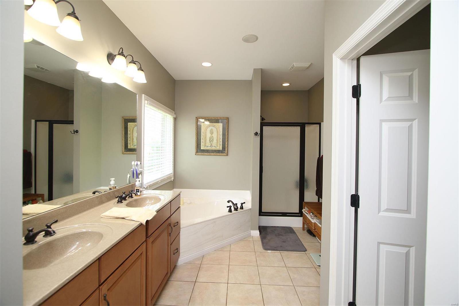 9323 Bode Road Worden, IL 62097 - Photo 22 of 72
