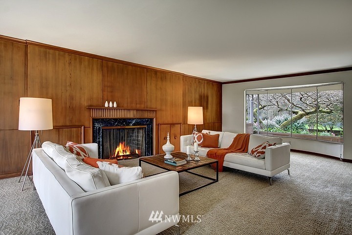 5515 Northeast Penrith Road Seattle, WA 98105 - Photo 5 of 25