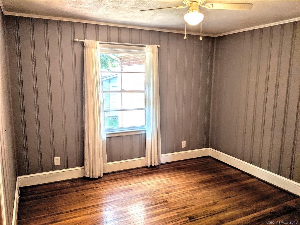 2936 Enfield Road Charlotte, NC 28205 - Photo 6 of 16 Gallery Image 6