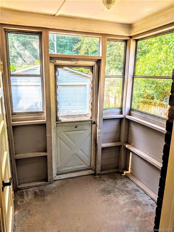 2936 Enfield Road Charlotte, NC 28205 - Photo 10 of 16 Gallery Image 10