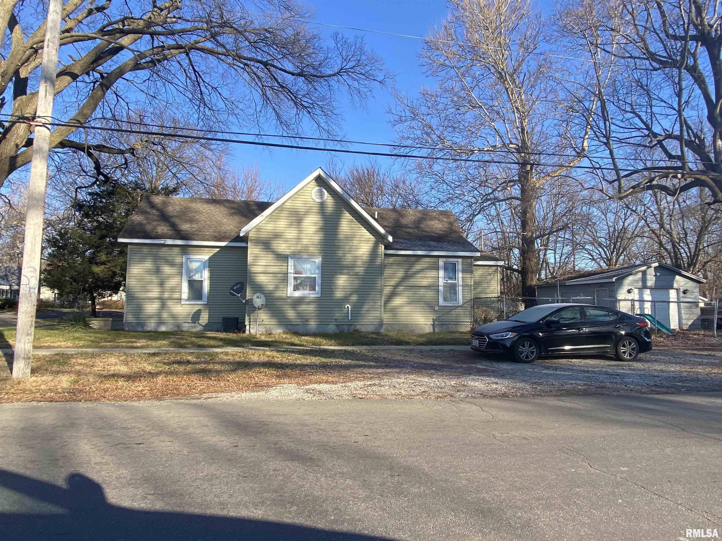 1100 North 13th Street Springfield, IL 62702 - Photo 3 of 5