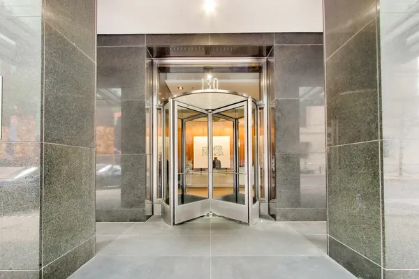 $875,000 | 130 North Garland Court, Unit 1703, Chicago, IL 60602
