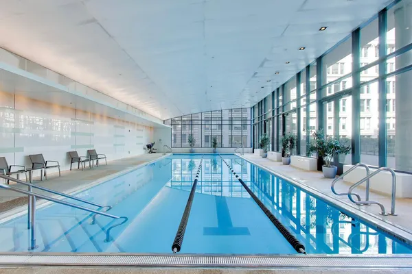 $875,000 | 130 North Garland Court, Unit 1703, Chicago, IL 60602