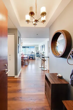 $875,000 | 130 North Garland Court, Unit 1703, Chicago, IL 60602