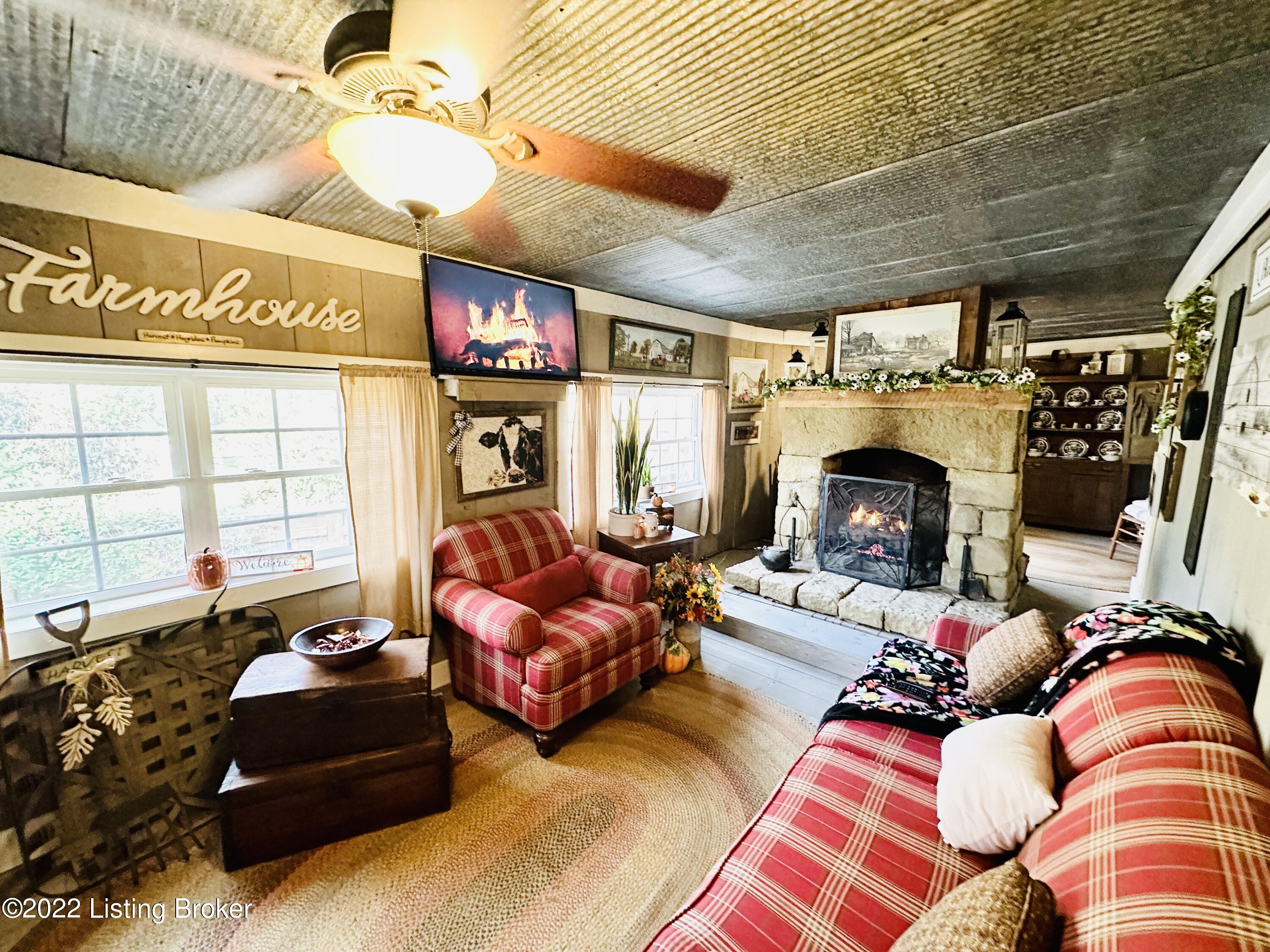 3669 Olaton Road Olaton, KY 42361 - Photo 42 of 76 33