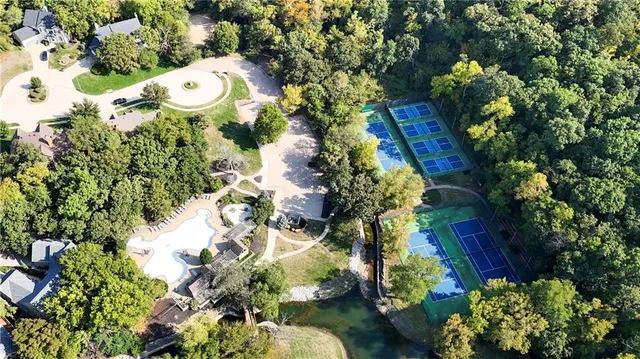 $939,000 | 26550 West 109th Street, Olathe, KS 66061