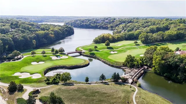 $939,000 | 26550 West 109th Street, Olathe, KS 66061