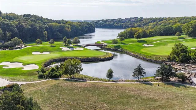 $939,000 | 26550 West 109th Street, Olathe, KS 66061