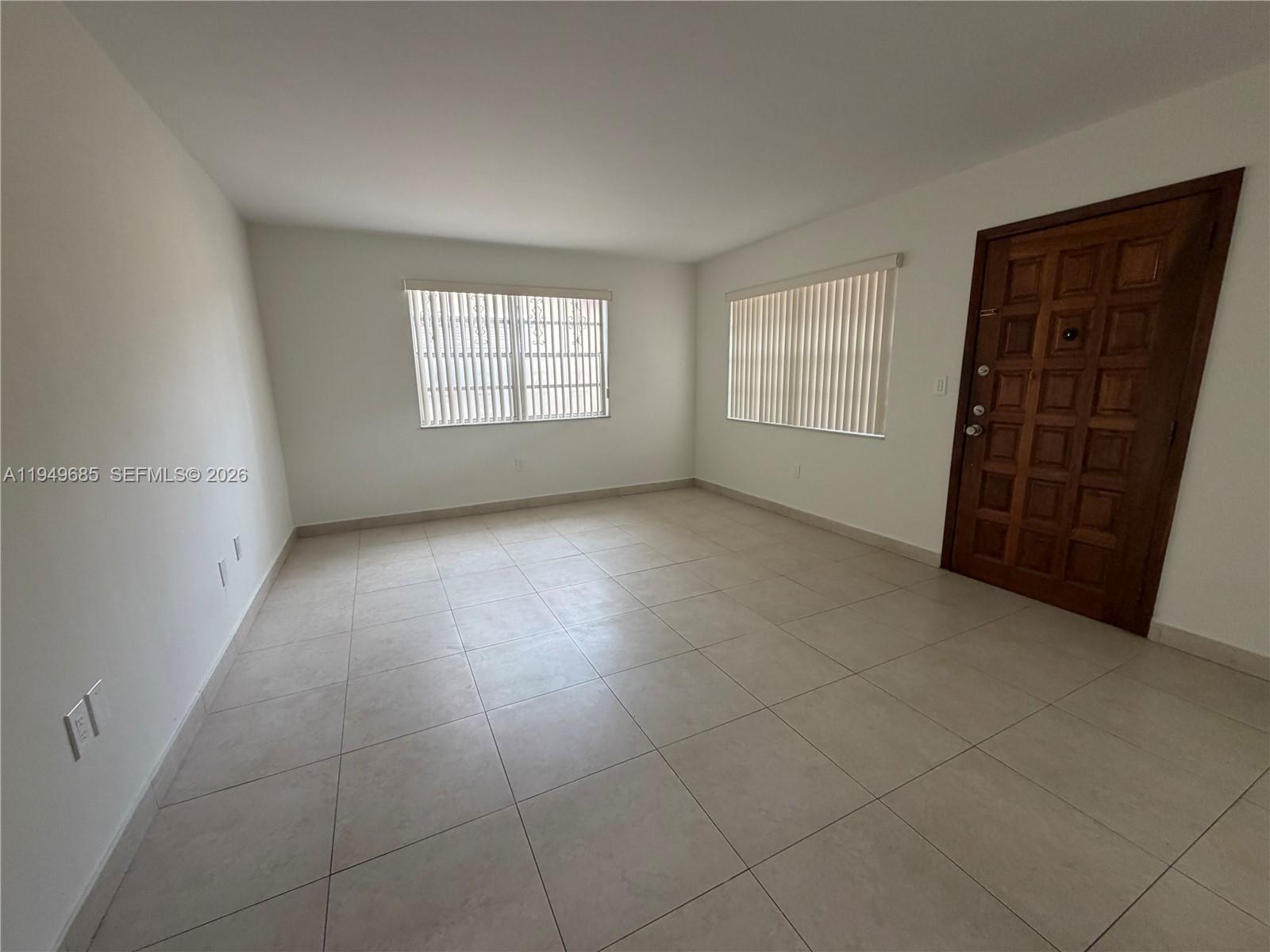 425 East 17th Street Hialeah, FL 33010 - Photo 18 of 24 Living room