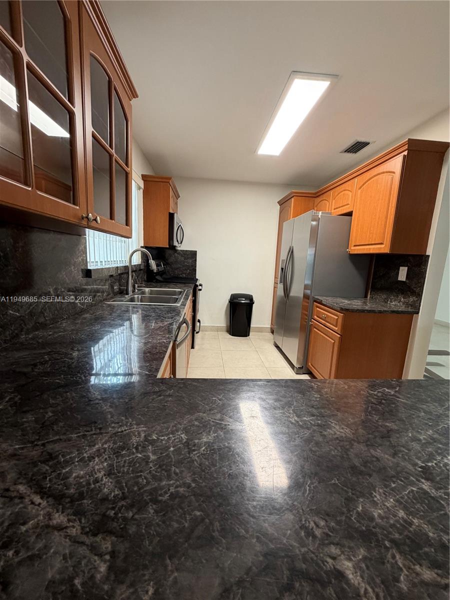 425 East 17th Street Hialeah, FL 33010 - Photo 7 of 24