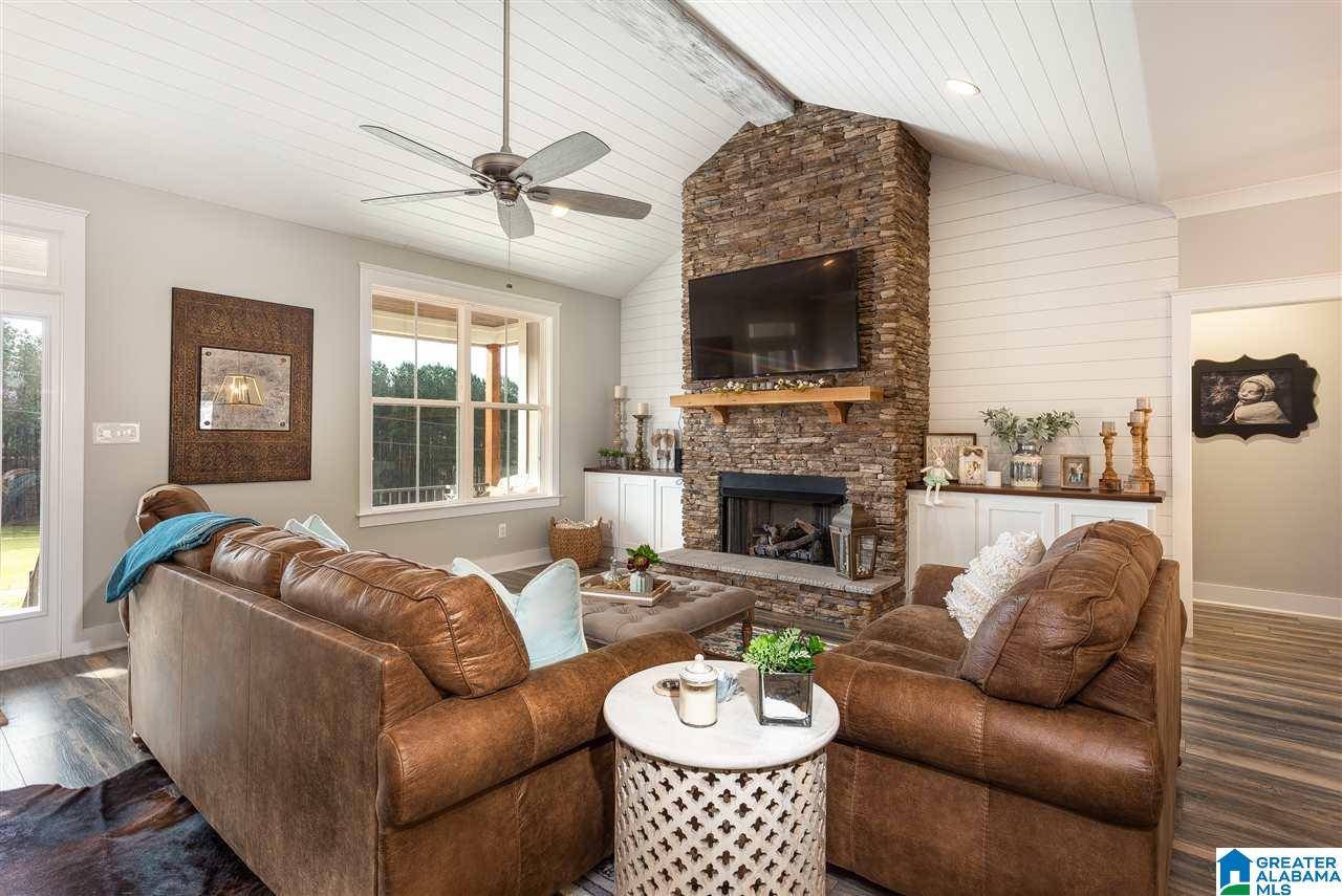 135 Christy Lane Oneonta, AL 35121 - Photo 8 of 43