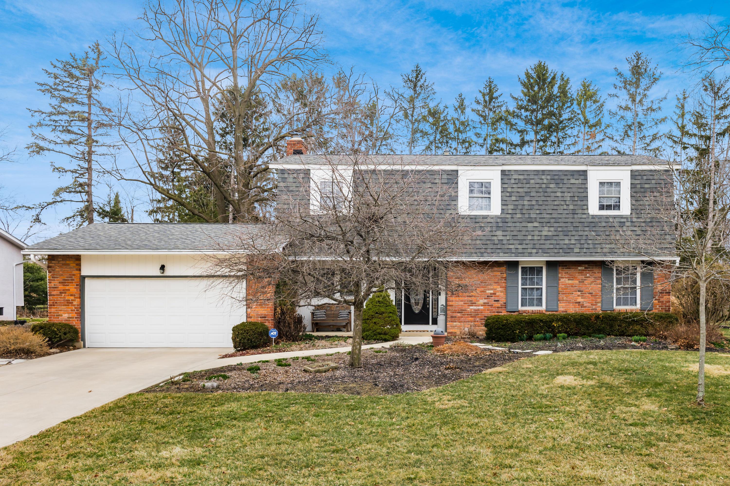1358 Reymond Road Columbus, OH 43220 - Photo 1 of 40 Gallery Image 1