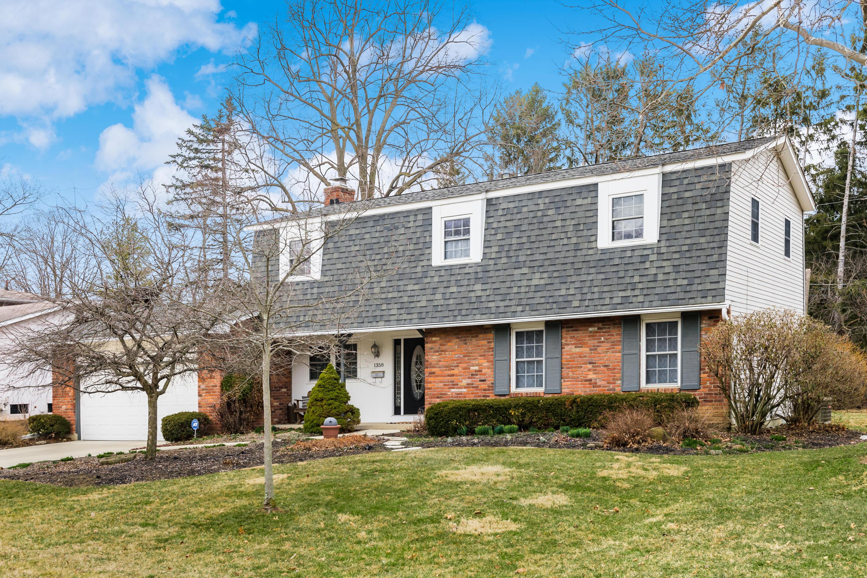 1358 Reymond Road Columbus, OH 43220 - Photo 2 of 40 Gallery Image 2