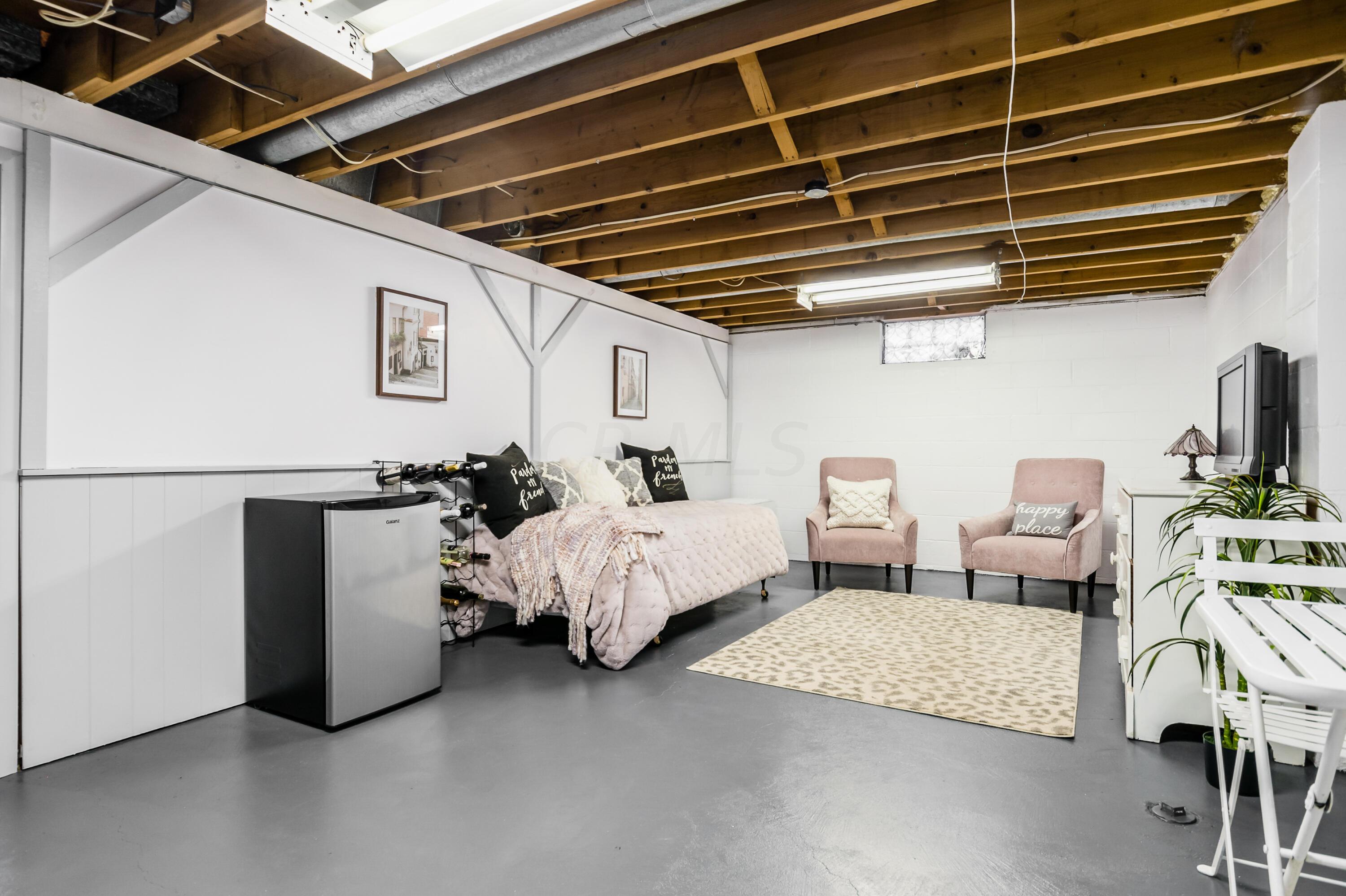 1358 Reymond Road Columbus, OH 43220 - Photo 32 of 40 Gallery Image 32
