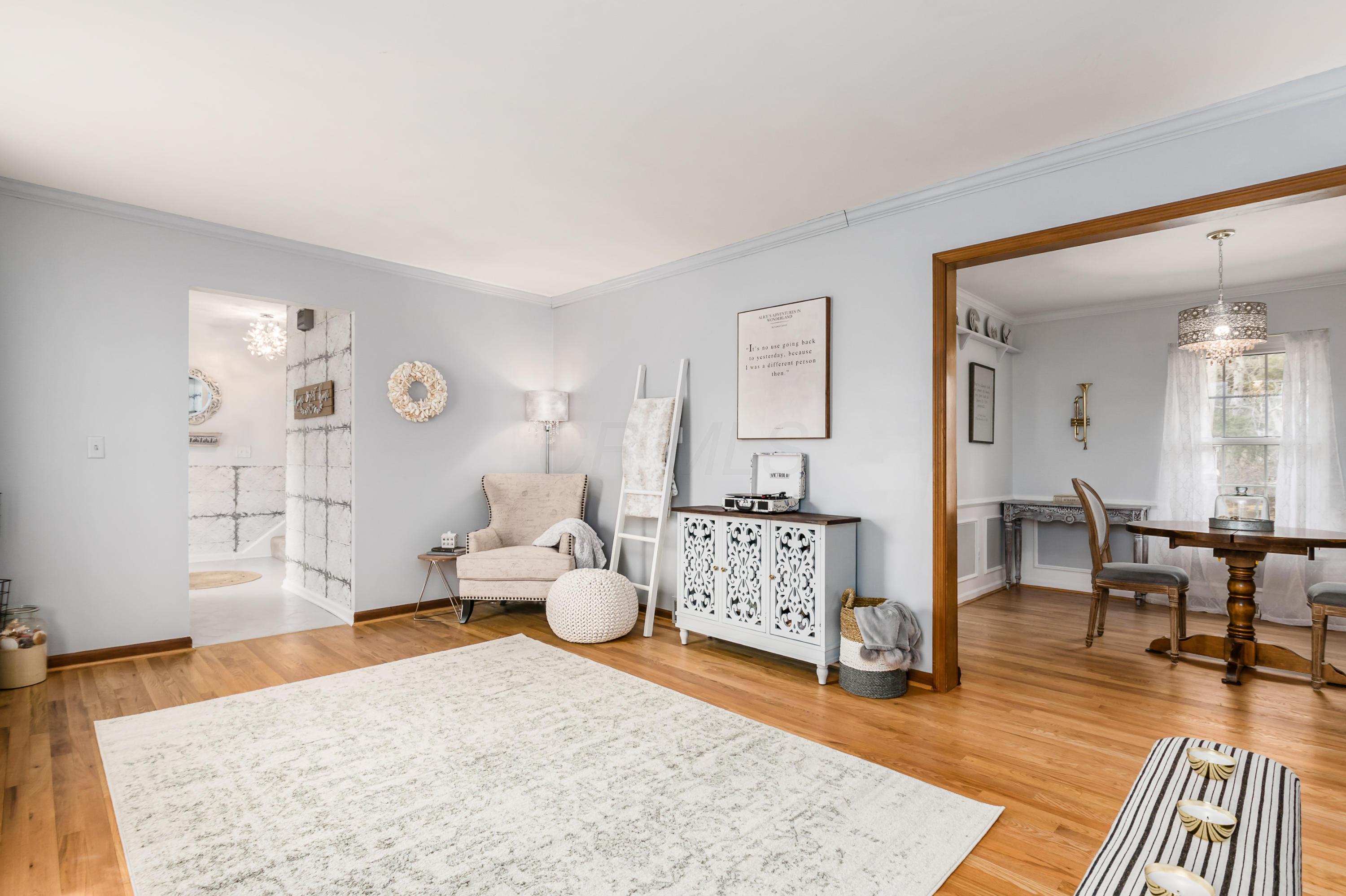 1358 Reymond Road Columbus, OH 43220 - Photo 7 of 40 Gallery Image 7