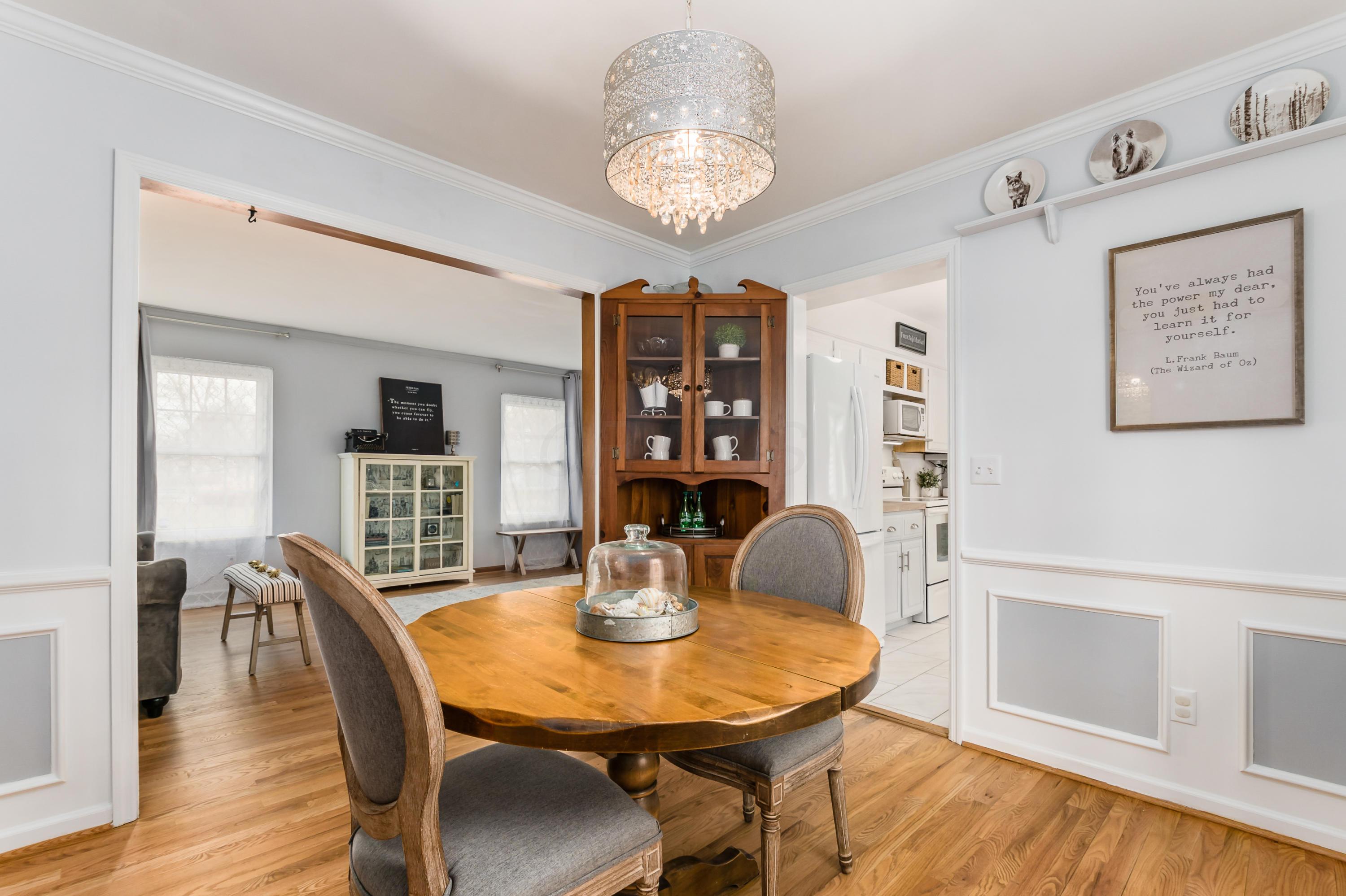 1358 Reymond Road Columbus, OH 43220 - Photo 10 of 40 Gallery Image 10