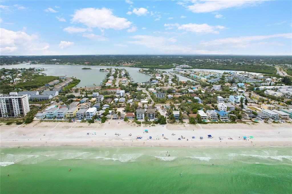 812 Gulf Boulevard, Unit 3 Indian Rocks Beach, FL 33785 - Photo 39 of 44
