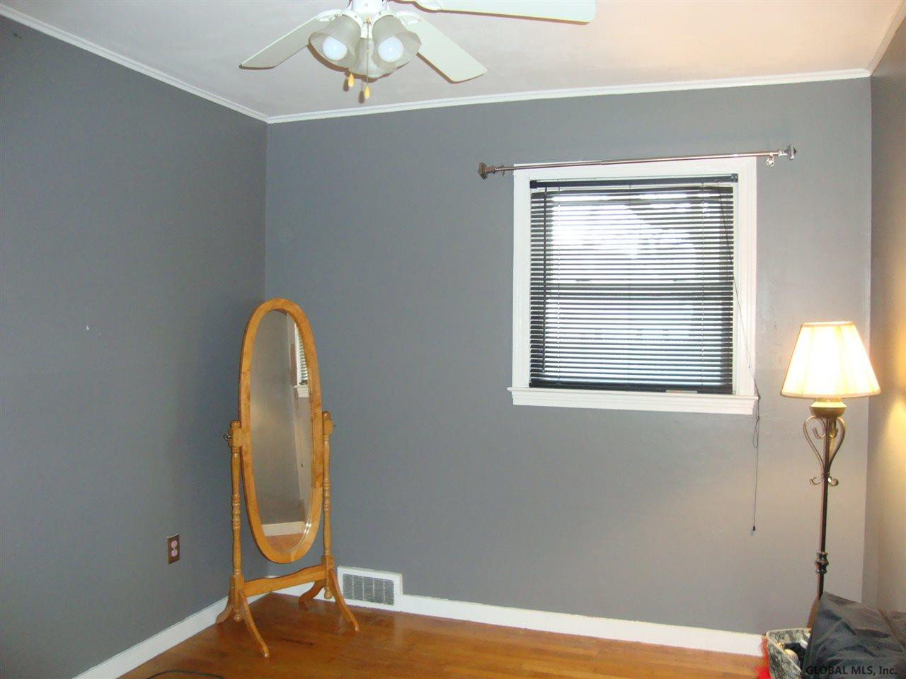 53 Glendale Road Colonie, NY 12110 - Photo 8 of 20 Photo 8
